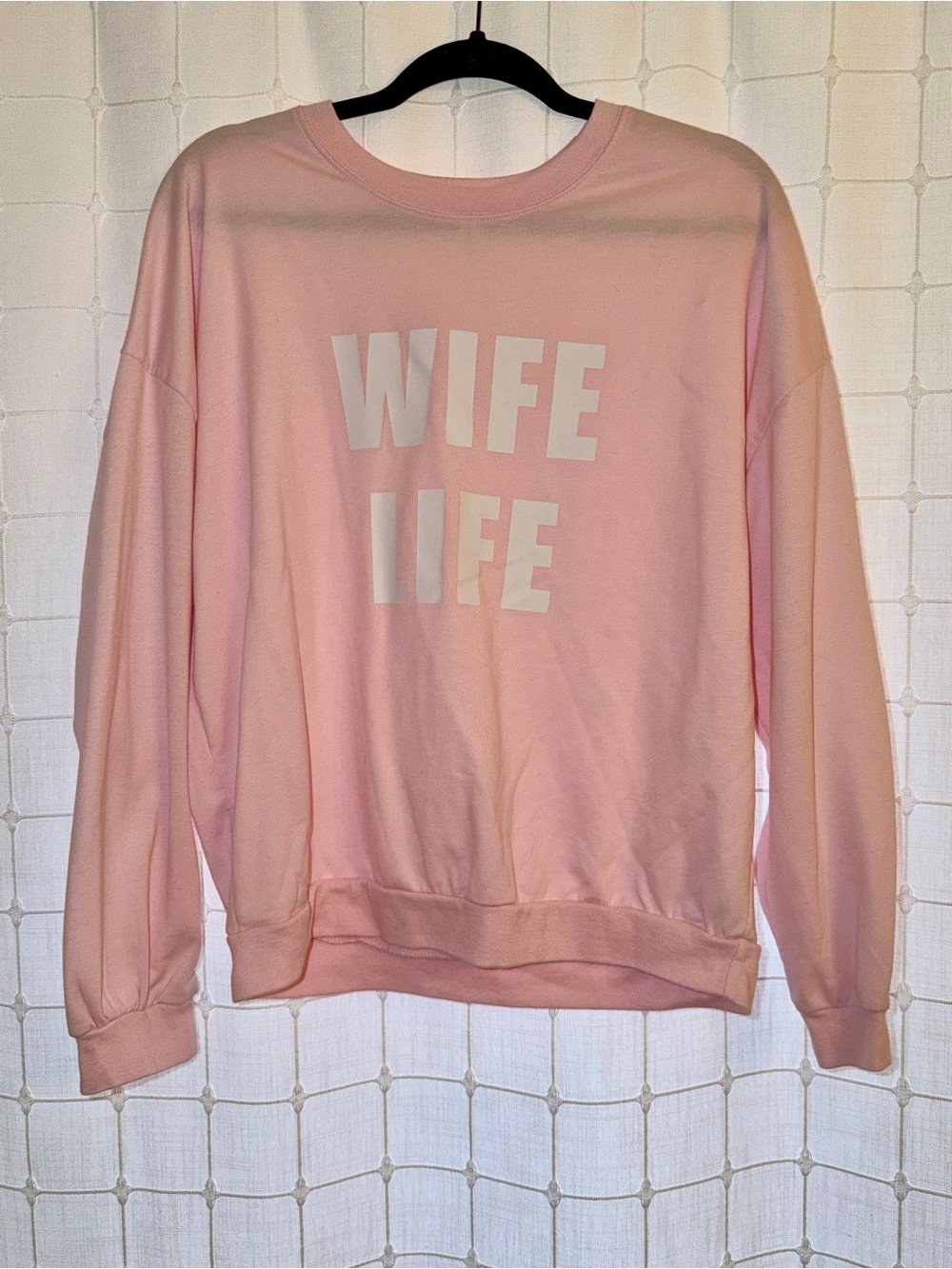 WIFE LIFE woman’s sweatshirt - wedding / engaged - Picture 7 of 13